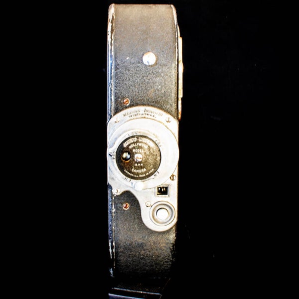 Vintage Stewart Warner “Hollywood” 16mm film Camera