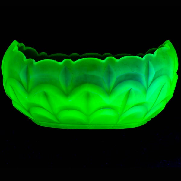 Uranium glass vase /bowl