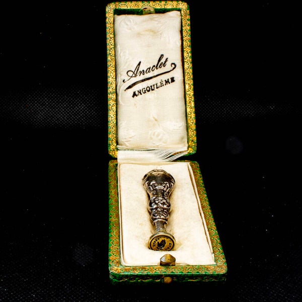 Sterling silver handled seal for wax impressions