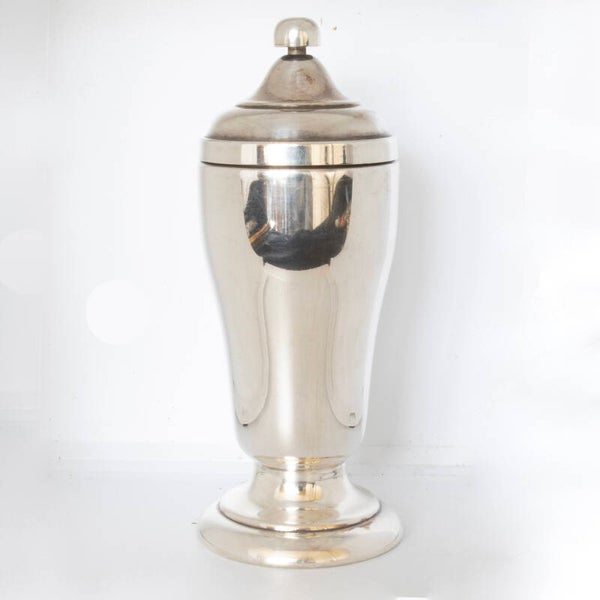 Rare vintage, Elkington sugar shaker in ‘Monarchy plate’