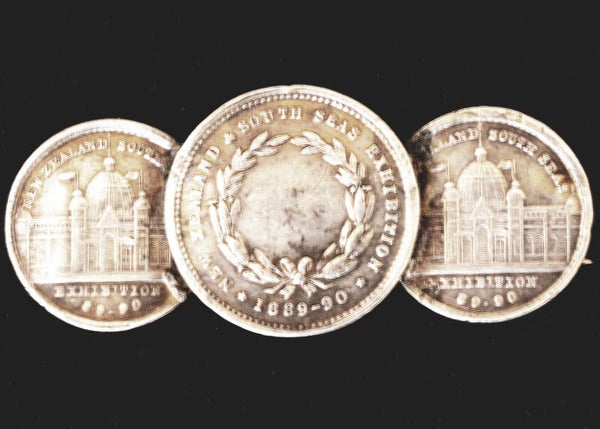 Antique Sterling Silver brooch from the 1889/90 South Seas Exhibition in Dunedin