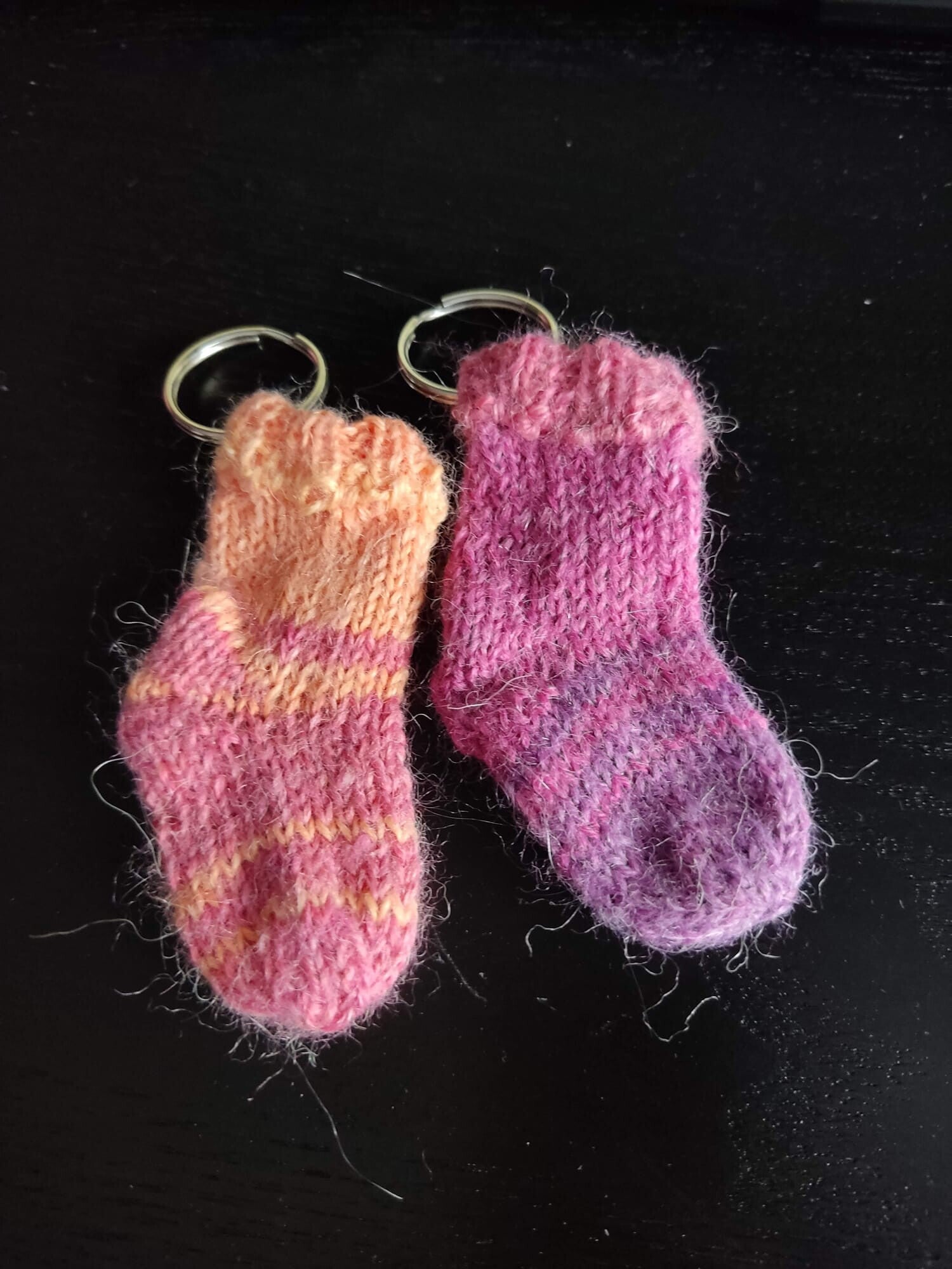 Schlüsselanhänger " Socken" selbstgemacht diy