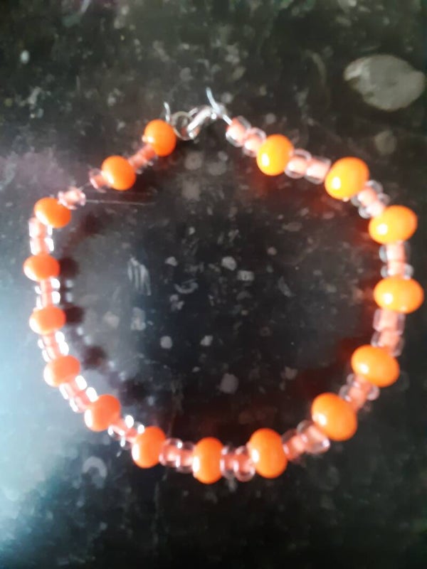 Zelfgemaakte armband