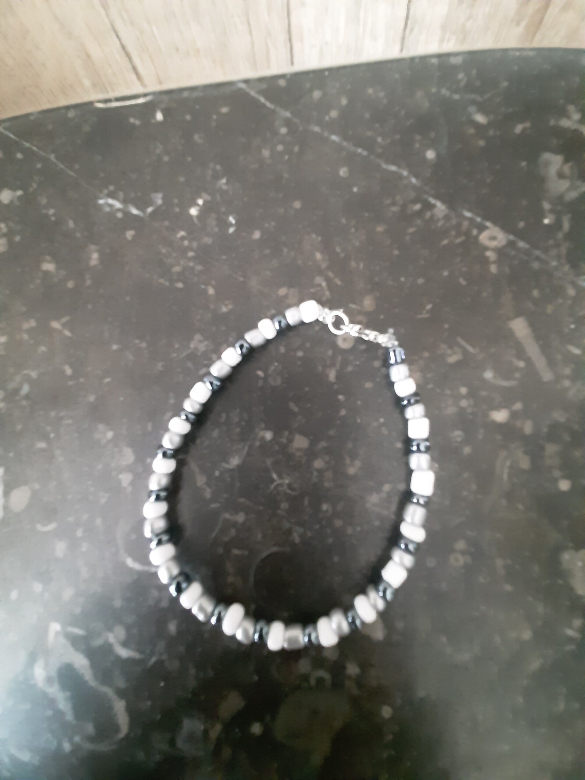 Zelfgemaakte armband