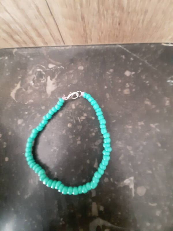 Zelfgemaakte armband
