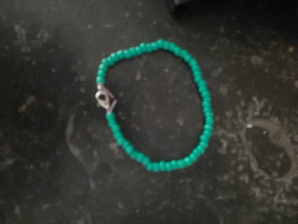 Zelfgemaakte armband