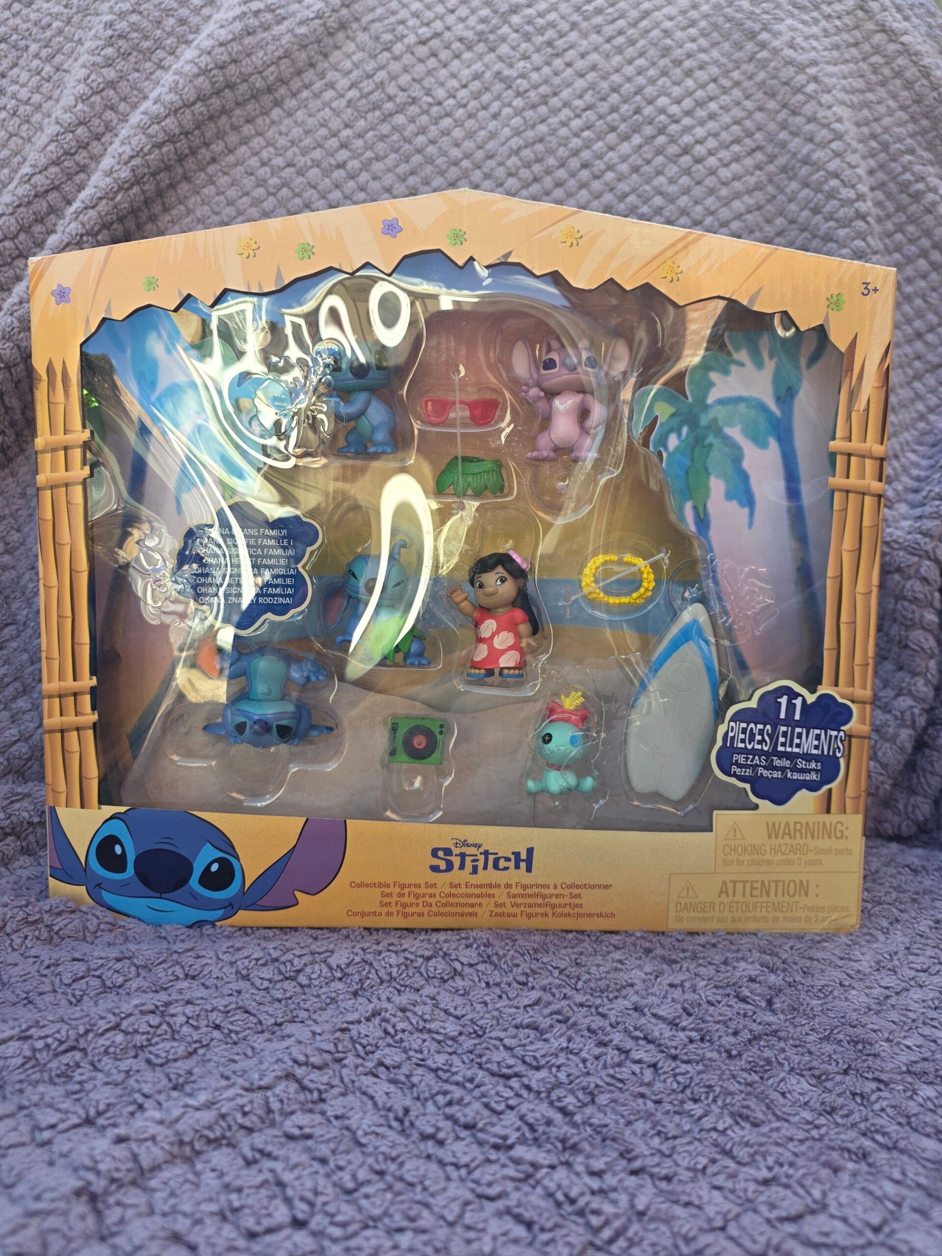 Disney Stitch ohana means family play set