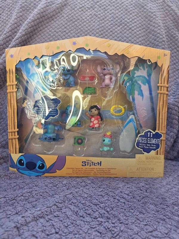Disney Stitch ohana means family play set