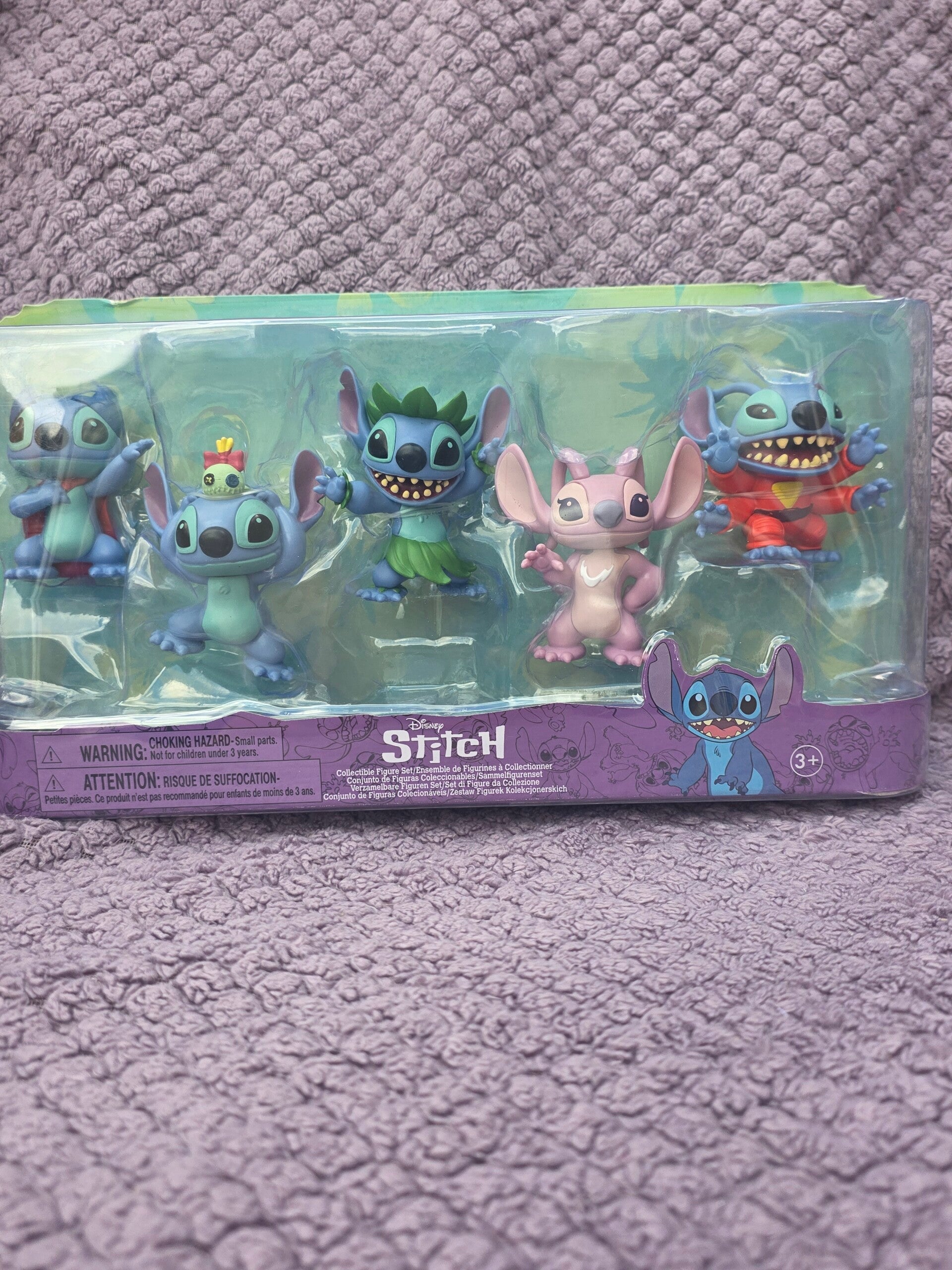 Disney Stitch 5 piece collectible set