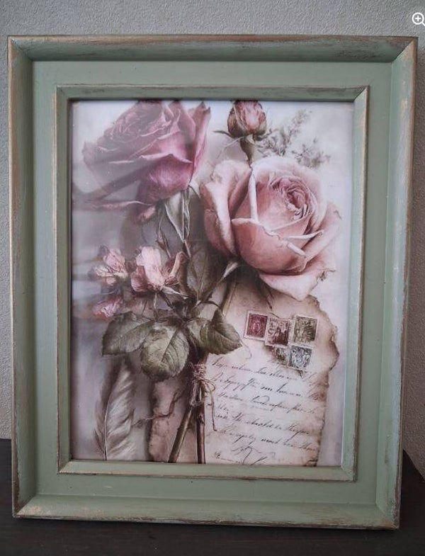 ROMANCE & ROSES