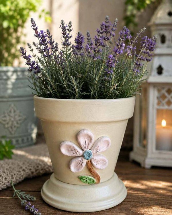 HANDPAINTED & DECORATED TERRA COTTA PEDESTAL Planter - Daisy