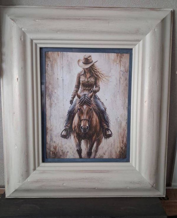 RUSTIC COWGIRL CHARM