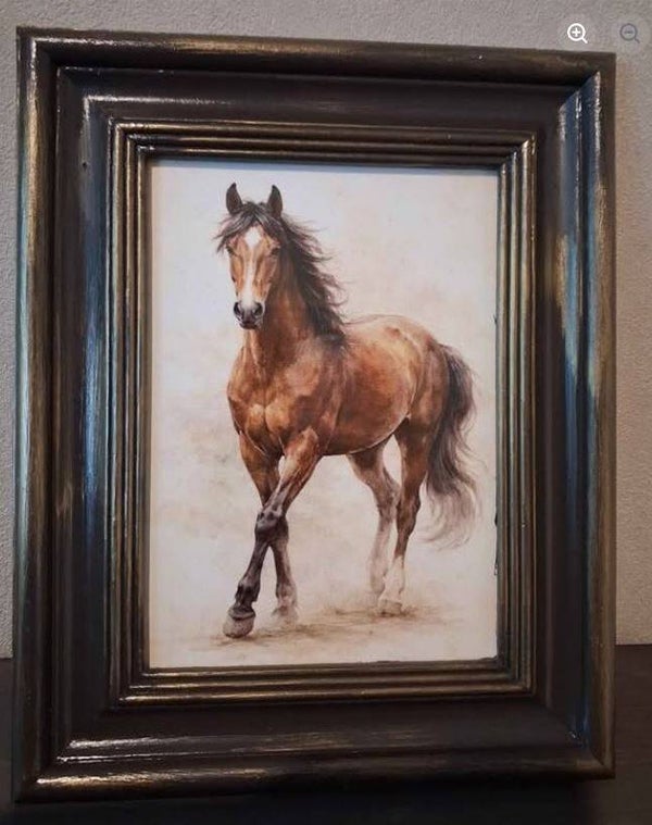 PRANCING HORSE
