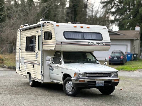 1989 Toyota Dolphin 22Ft 38k Original Miles