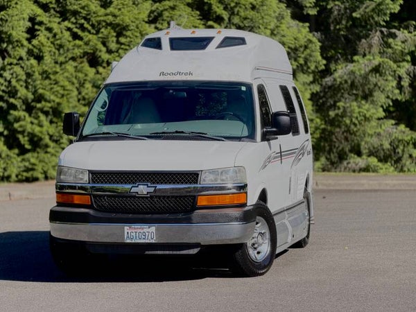 2009 Roadtrek 170 Versatile 6,400 Original Miles