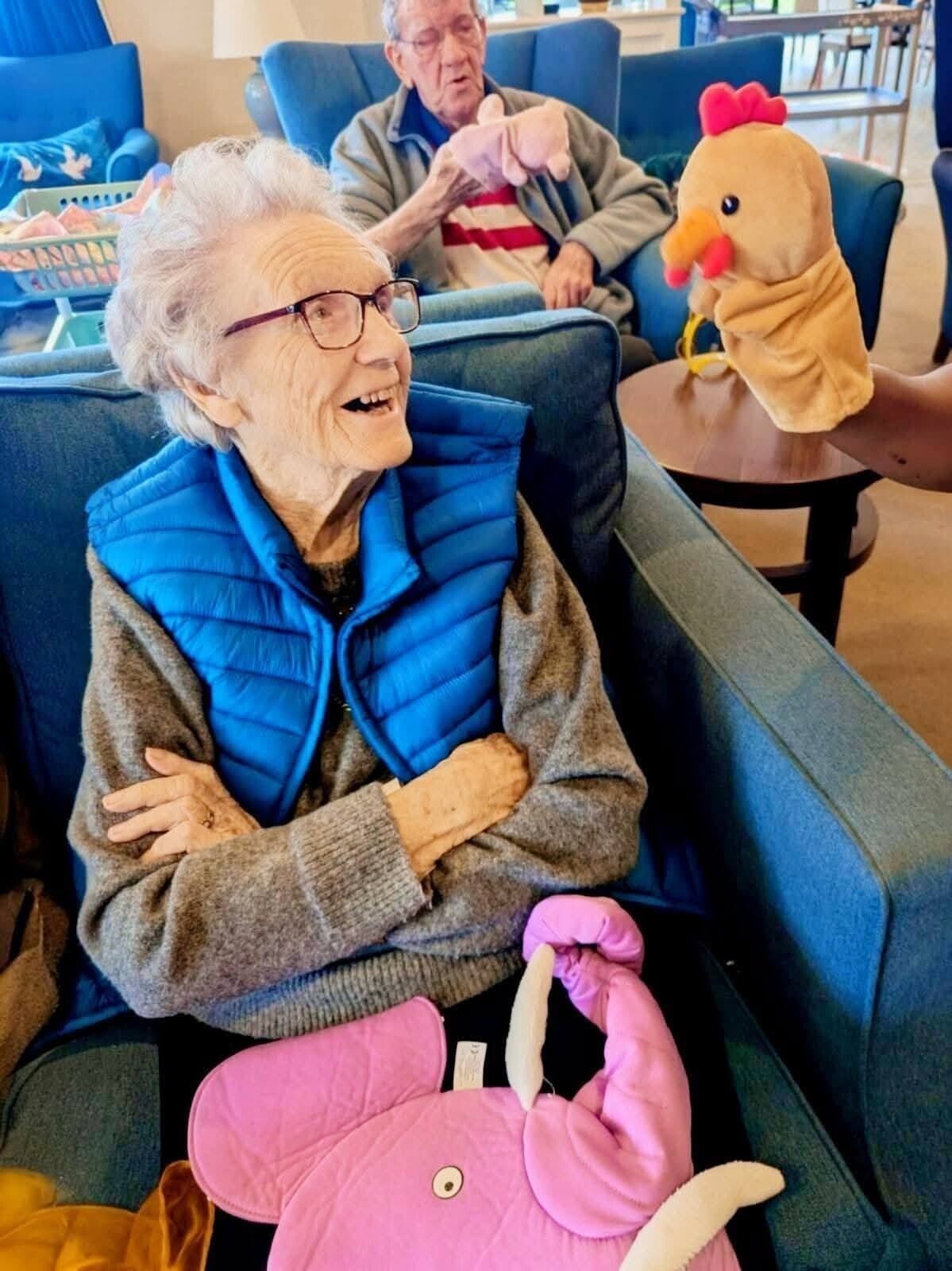 puppets-2-standard-k79l8d.jpg