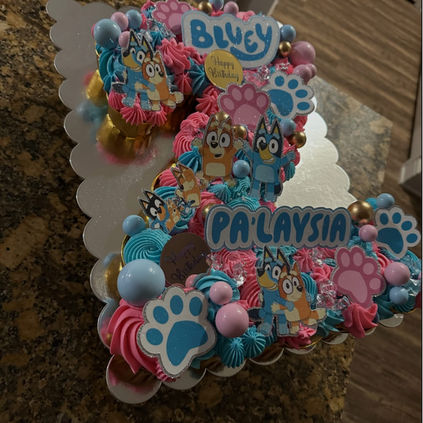 Number 4 - Bluey  (24) Cupcake Cake