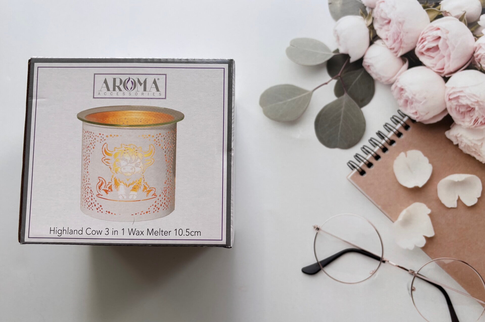 Tealight Wax Melter and Candle Holder - White & Gold Silhouette Melter Highland