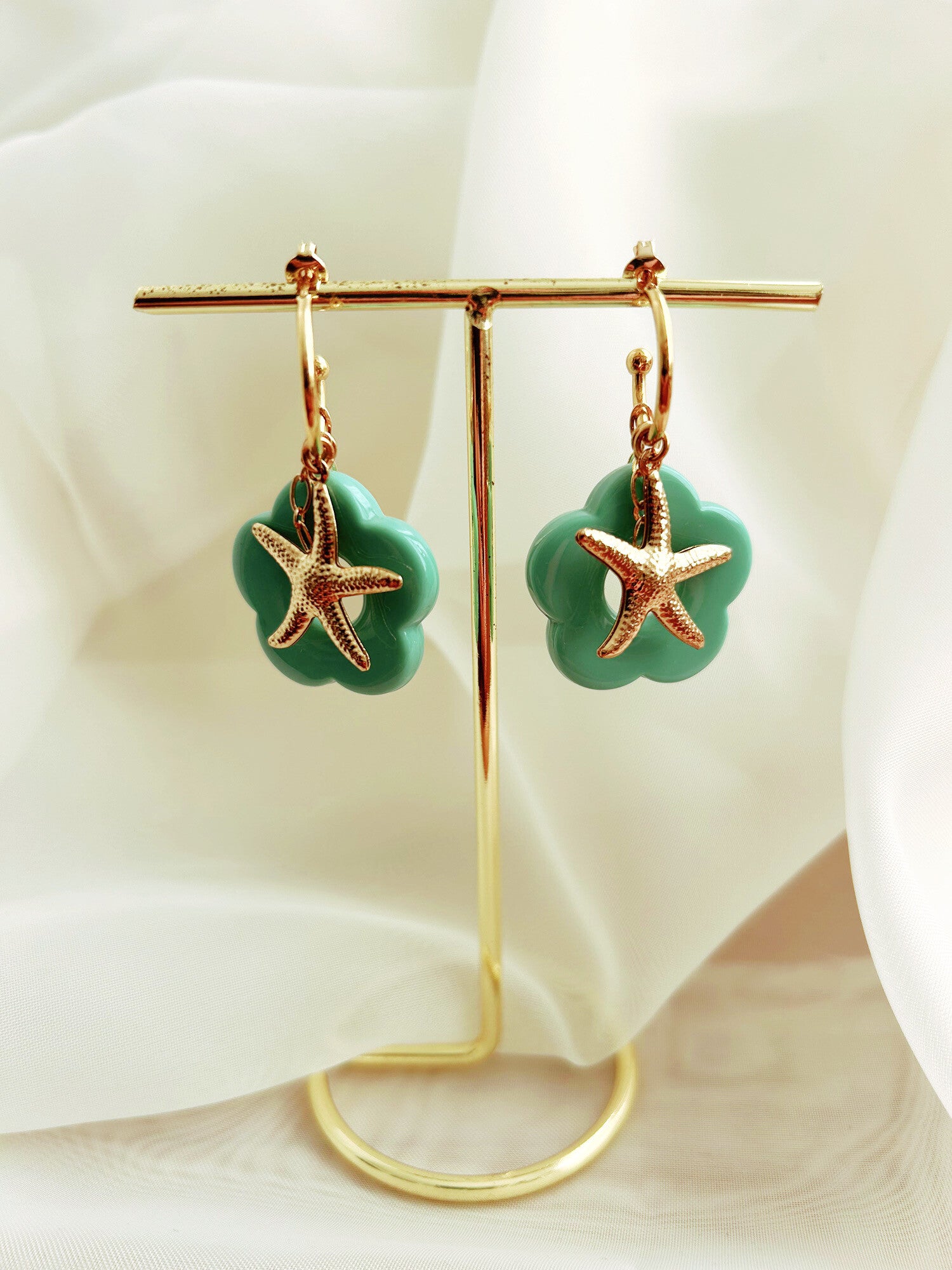 Flowers and Starfish