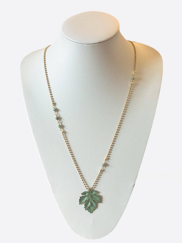 Smaragd Green Fall Leaves