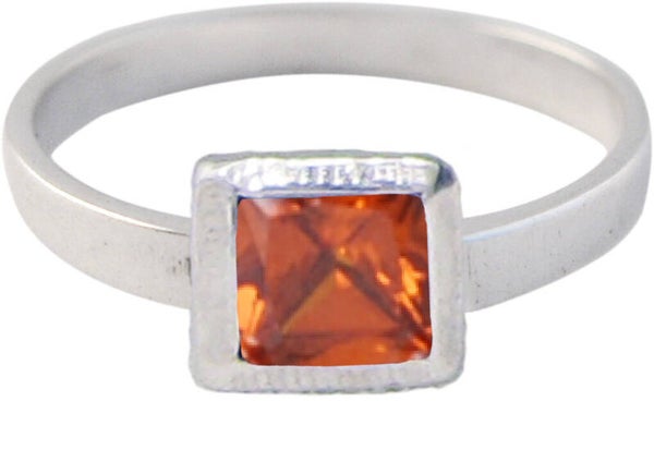 Ring KR28 Cubic Diamond Light Red