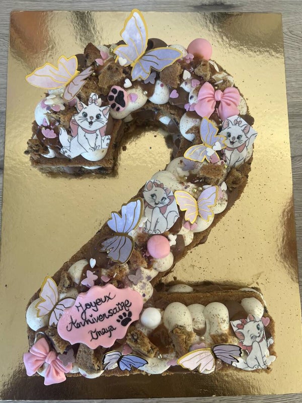 Number/ Letter cake