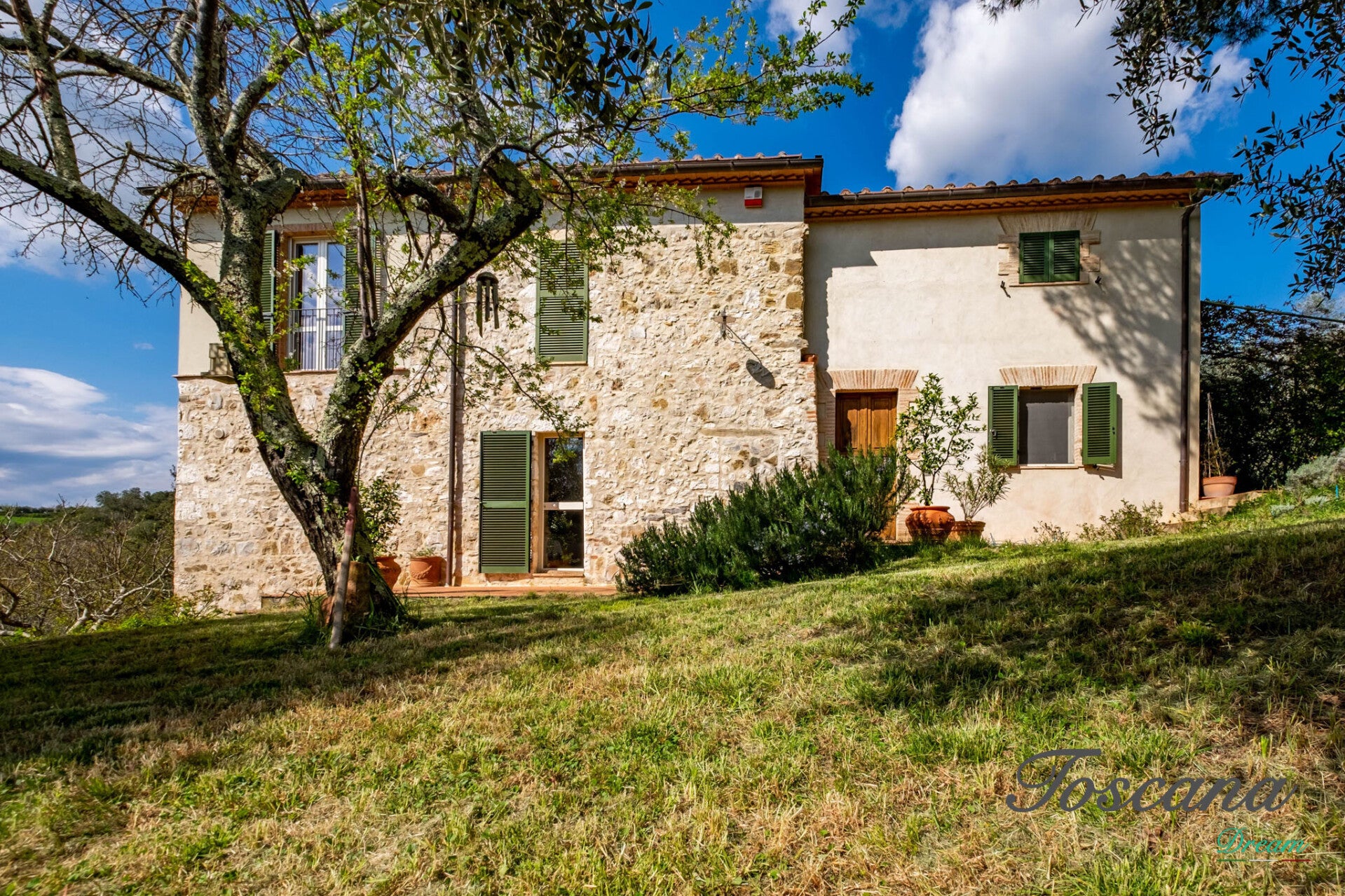 Civitella Marittima, casale ristrutturato immerso nelle colline toscane