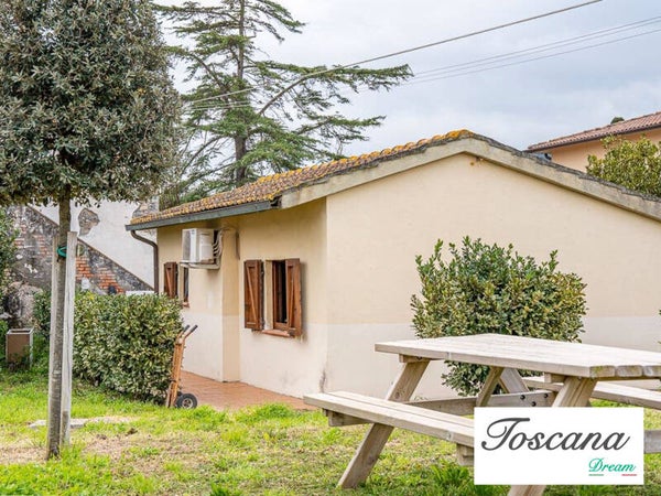 Villino con giardino in vendita a Cupi, Maremma, vicino al mare