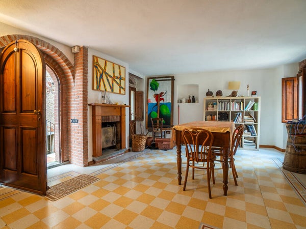 Gavorrano, terra tetto nel centro storico ristrutturato