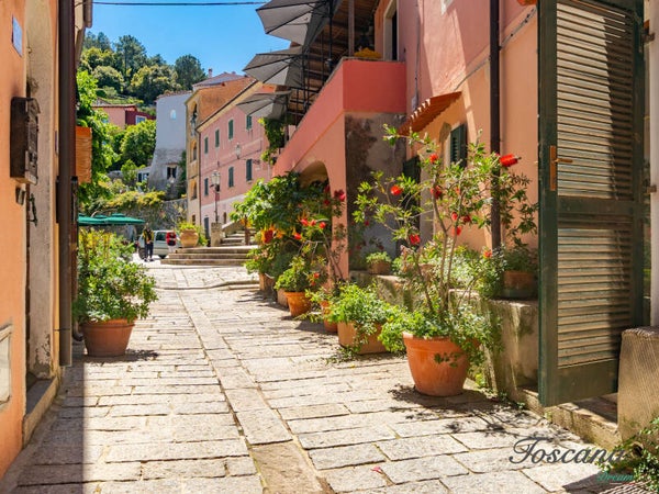 Isola D'Elba, bilocale nel centro storico di Poggio