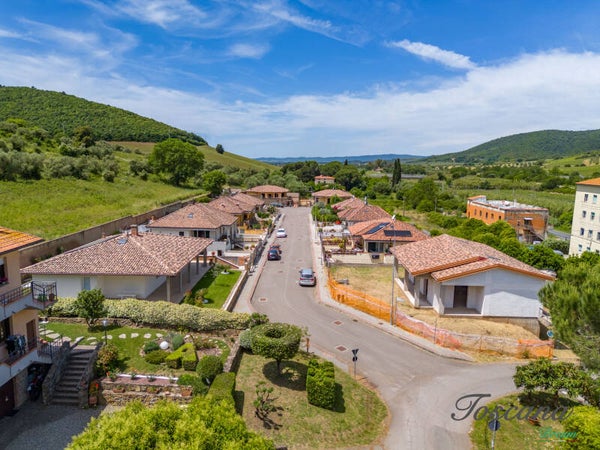 Gavorrano, Villa da completare in un bellissimo quartiere residenziale