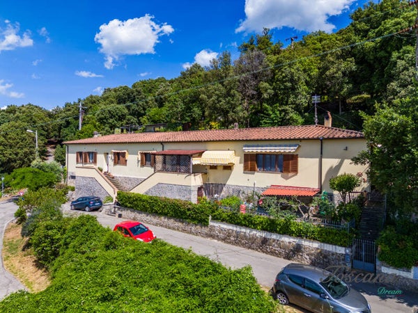 Gavorrano, villetta a schiera con vista mare