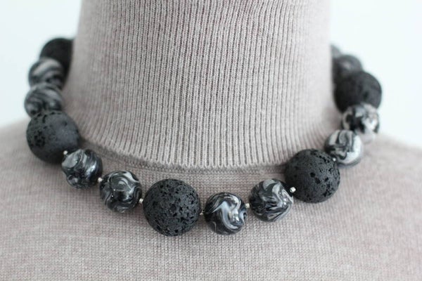 Halskette "schwarz marmoriert"
