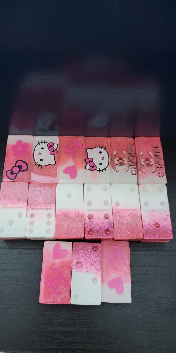 Dominos