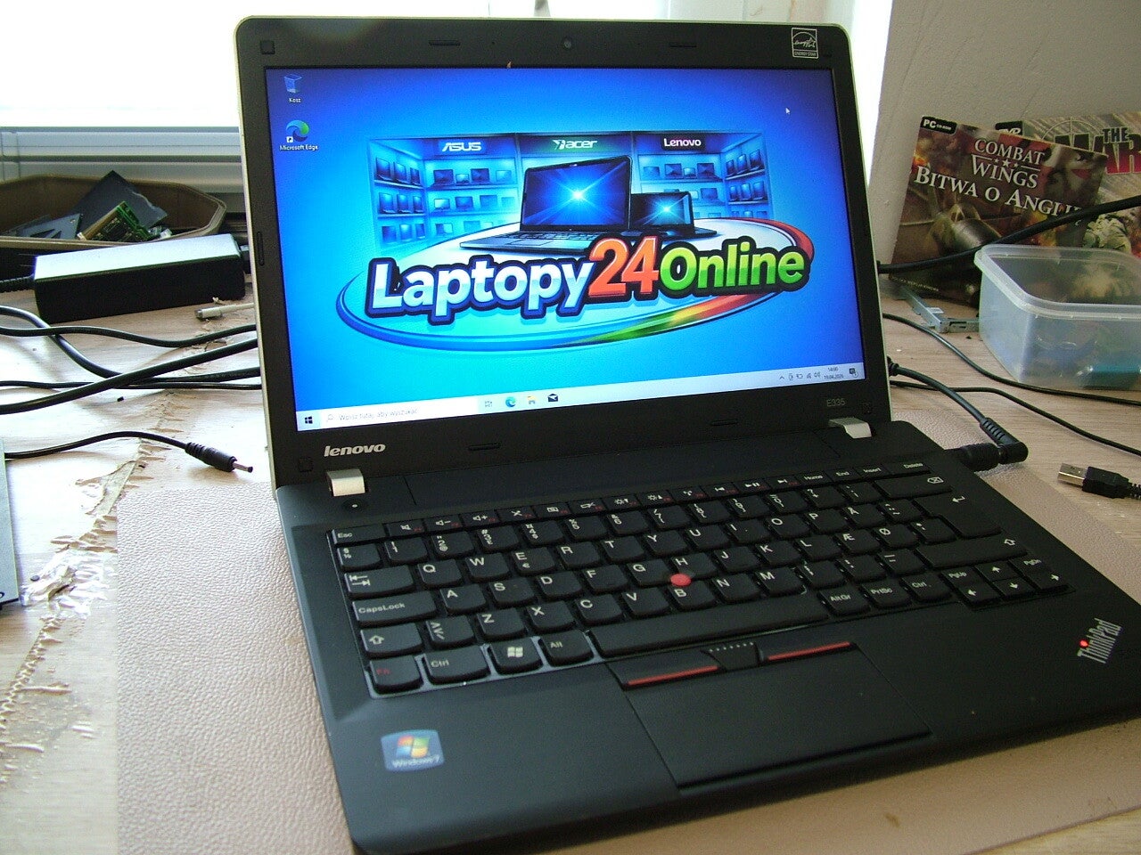 Lenovo ThinkPad E335 AMD E2 1.7GHz 4GB 320GB Win10