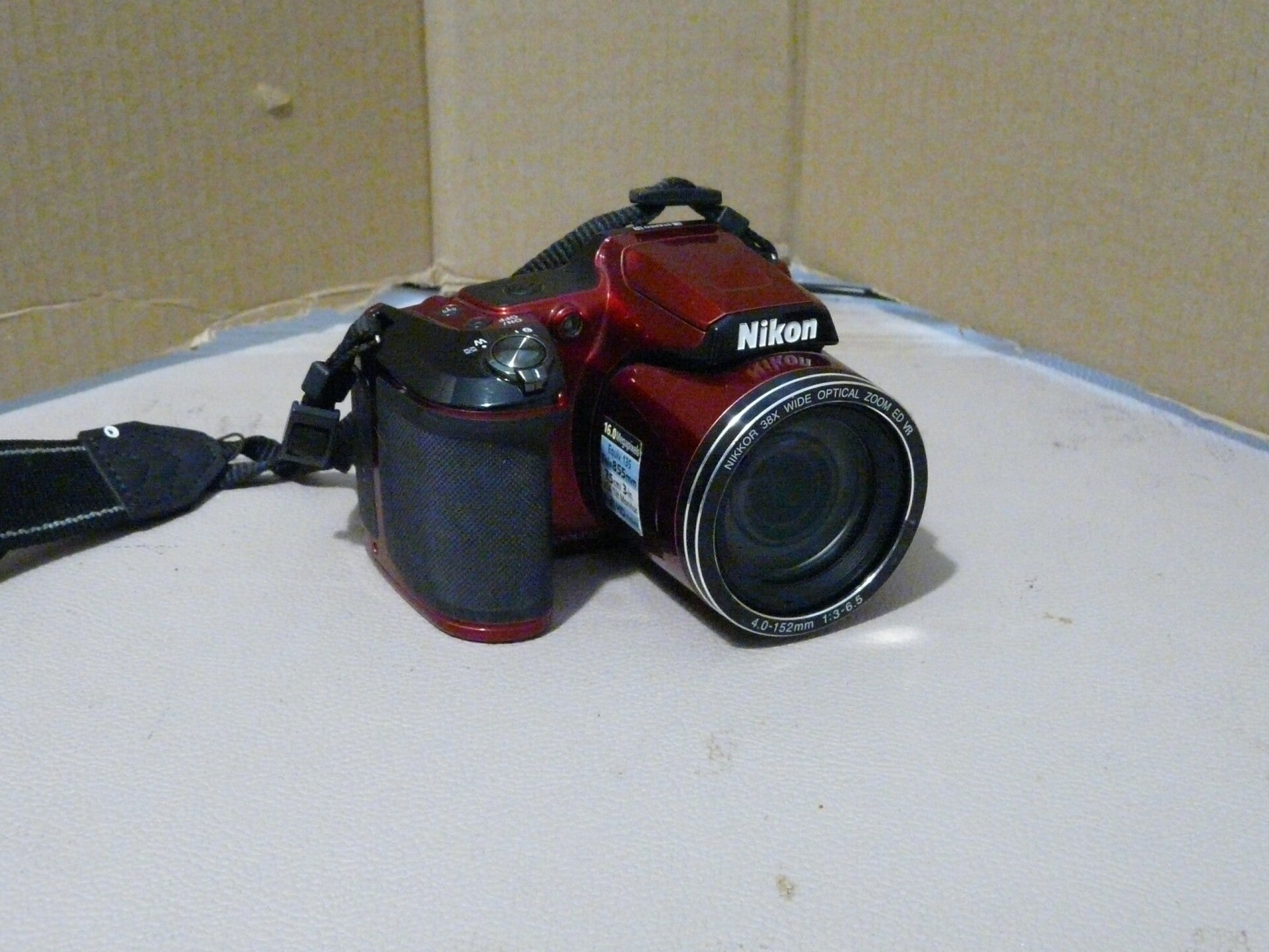 Nikon CoolPix L840 16MP 38x