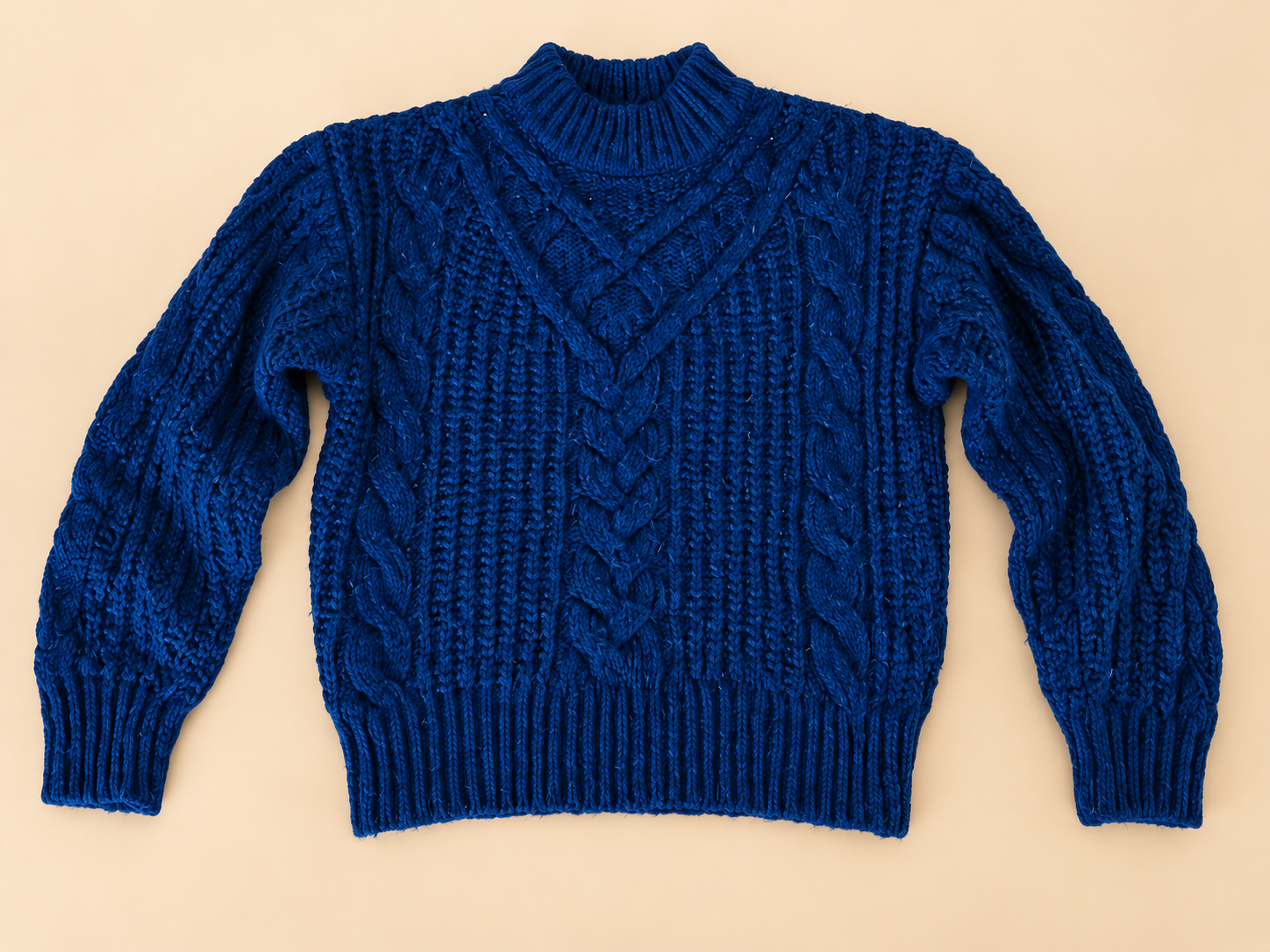 Pull bleu électrique en maille torsadée