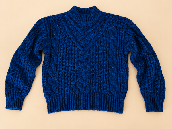 Pull bleu électrique en maille torsadée