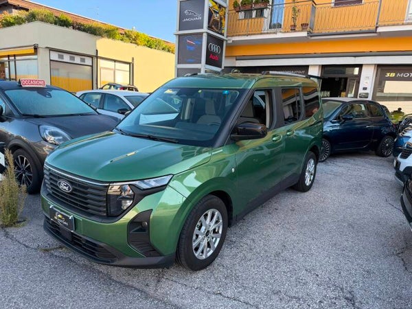 Ford Tourneo Courier Titanium
