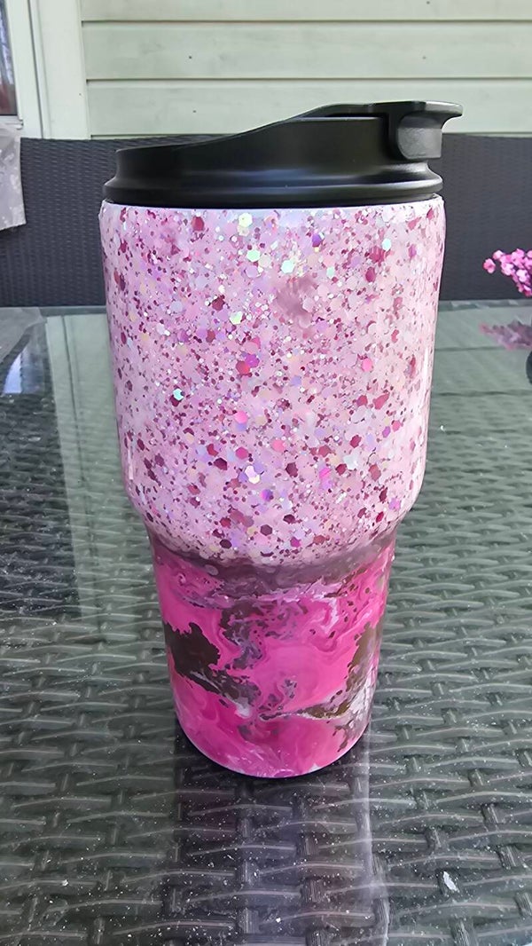 Curvy tumbler