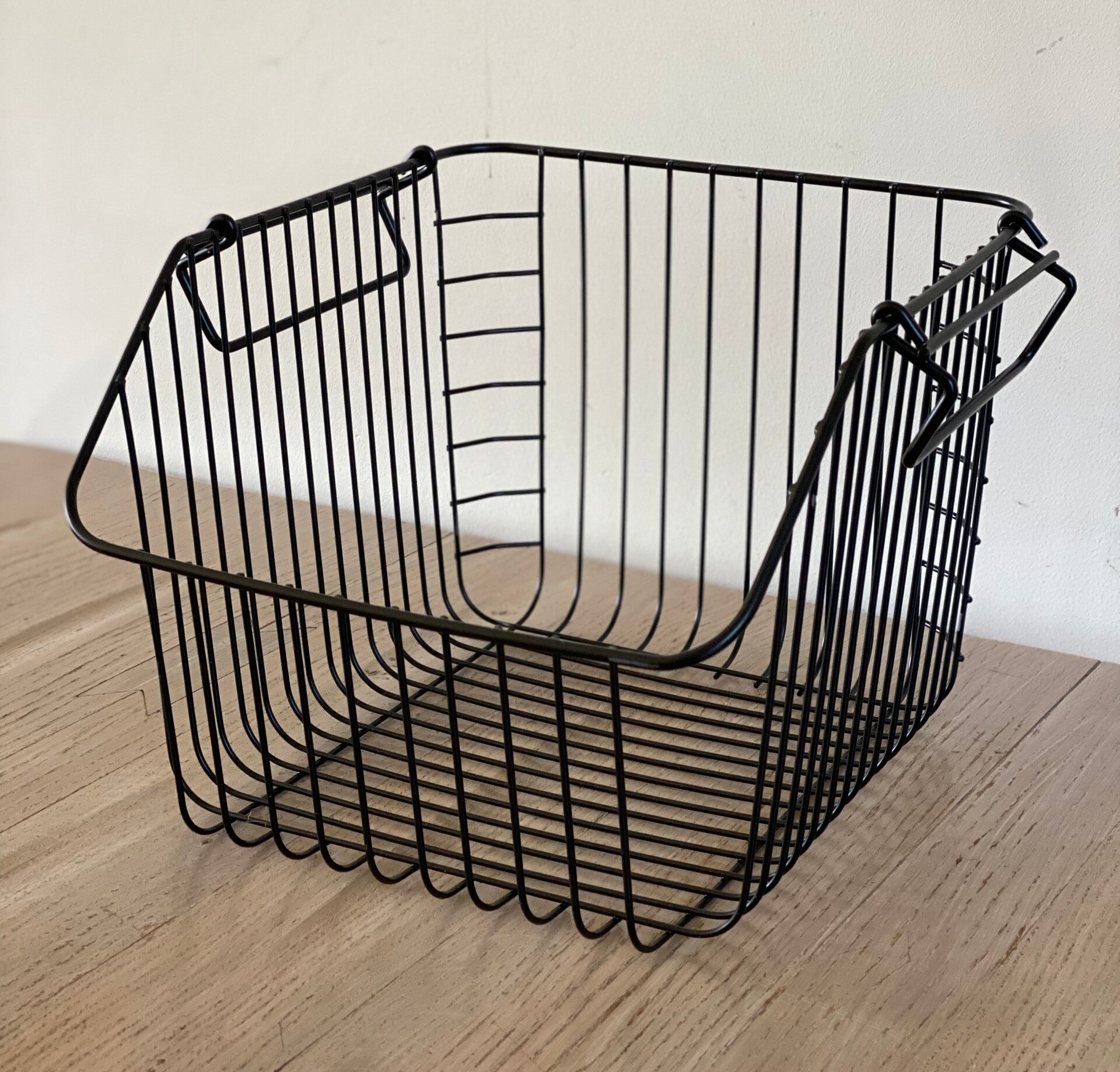 Mand metaal zwart 30 cm