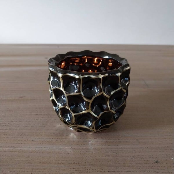 Pot dented S Black & Gold dia 8,2 x 8 cm