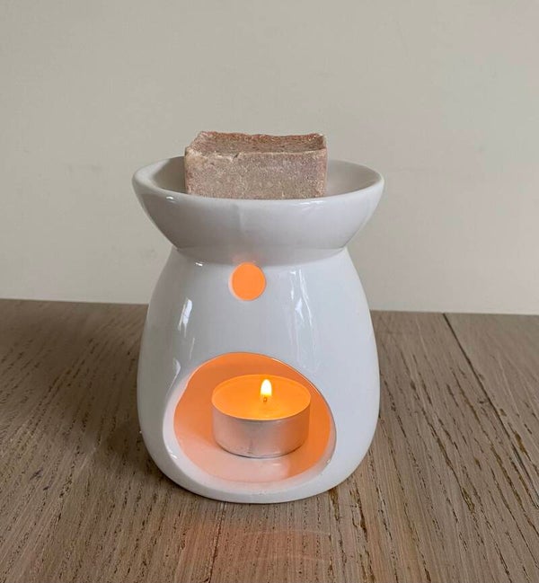 Geurbrander aardewerk wit