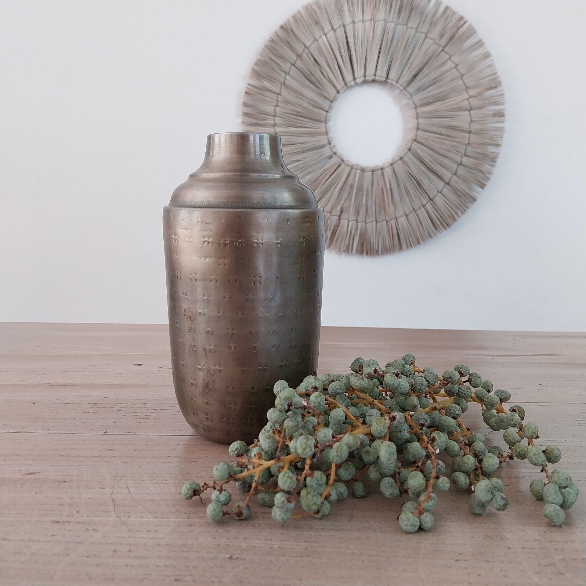 Bottle metal 9 x 9 x 16 cm Antique Brown