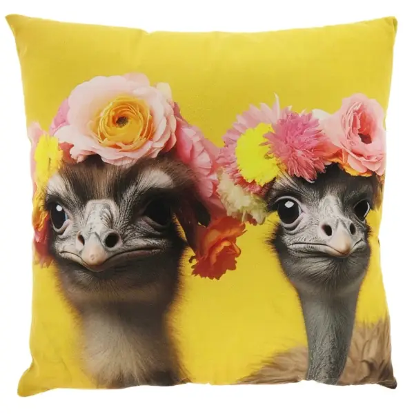 Sierkussen met twee struisvogels en bloemen – geel - 45 x 45cm