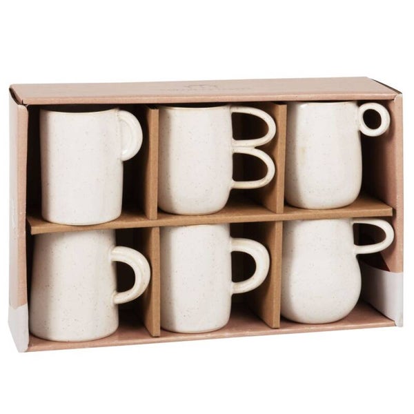Set van witkleurige kopjes keramiek Wadi