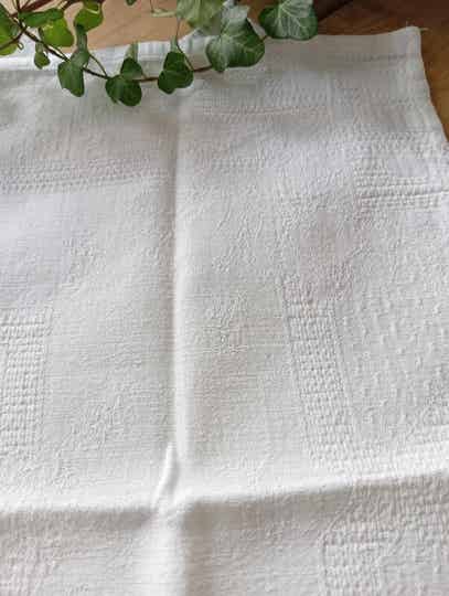 Très jolies anciennes serviettes damassées (lot de 6)