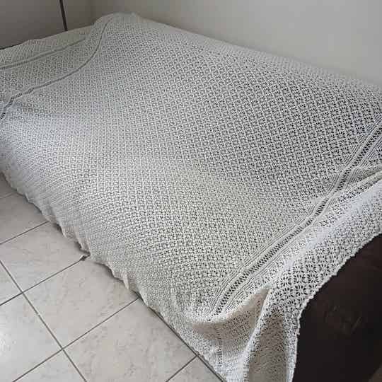 Magnifique jeté de canapé ancien