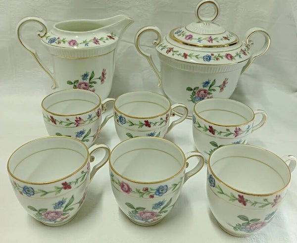 Très joli service à café vintage