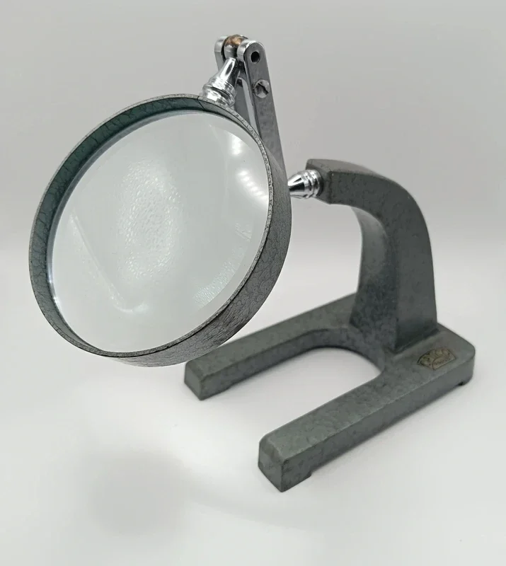 Très jolie ancienne loupe d'atelier Optico Paris année 50